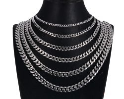 Six-side-ground Cuban chains with beveled sides and diamond-shaped profiles