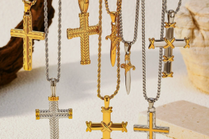 Custom stainless steel pendants for OEM jewelry projects and bulk production